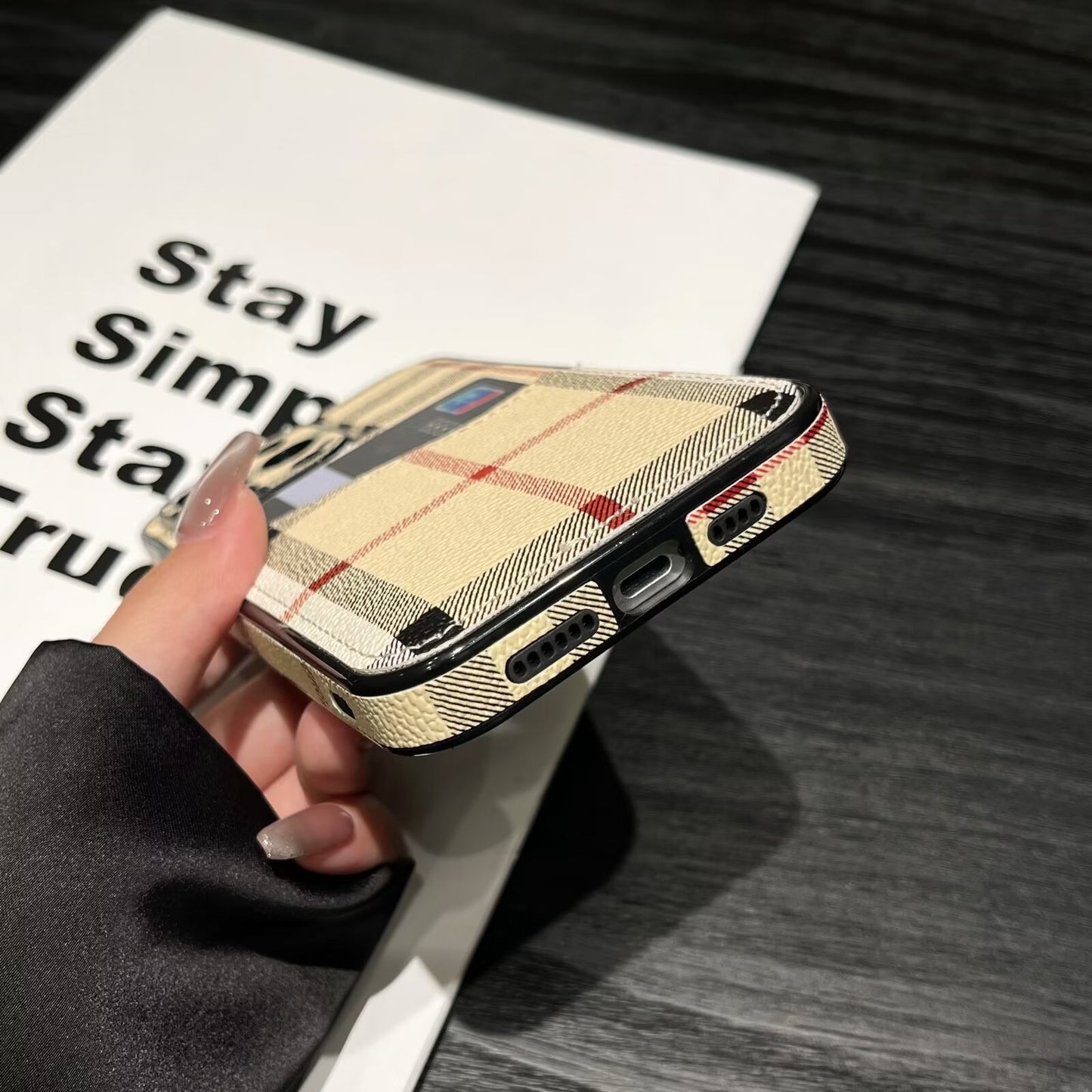奢華Gucci Ophidia GG皮革LV背卡Burberry蘋果iPhone手機殼