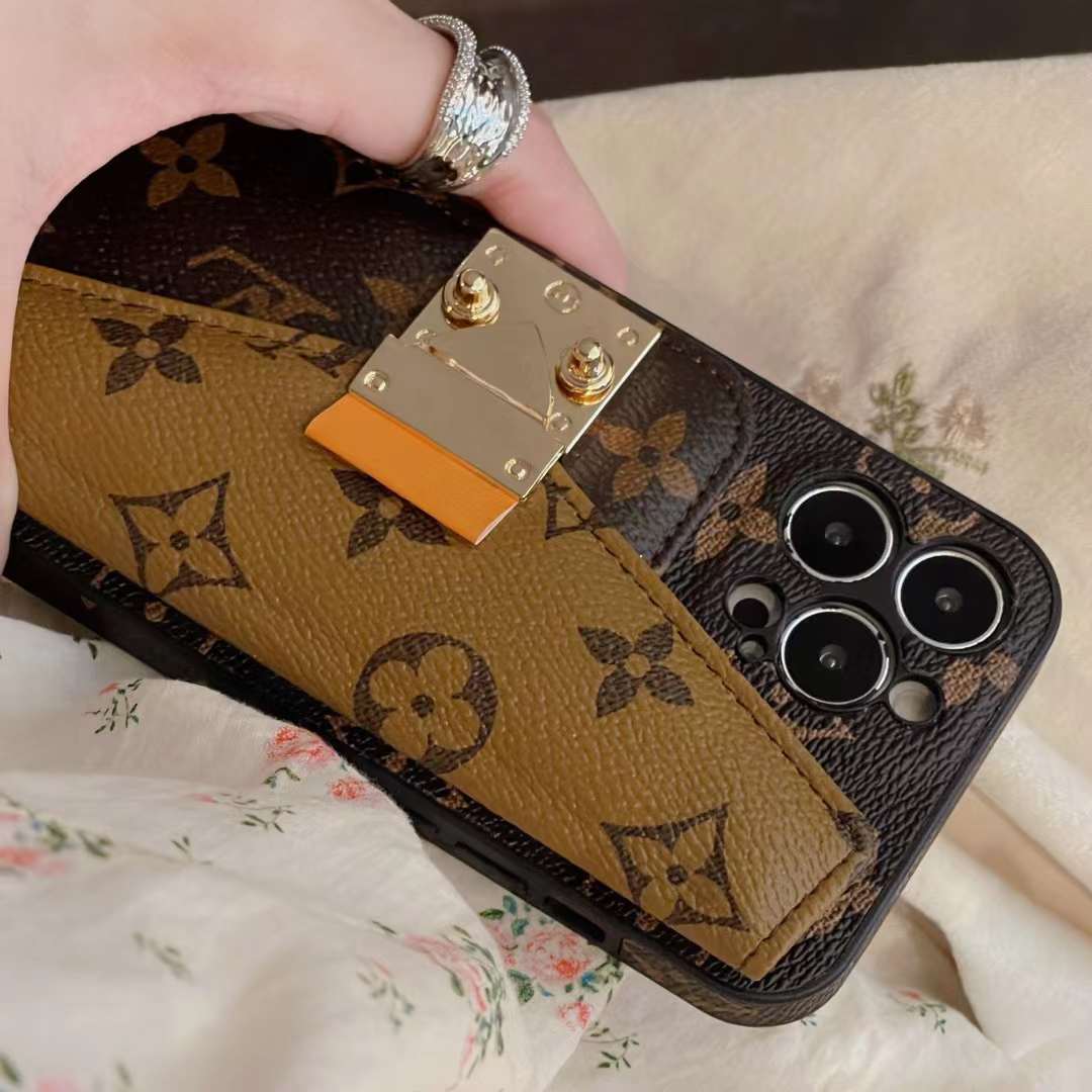 迷人的LV字母帆布皮Petite Malle Crossbody卡錢包蘋果iPhone手機殼