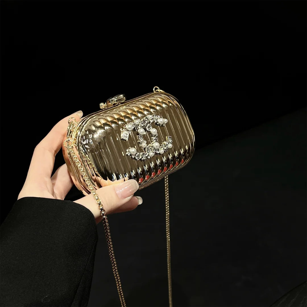 Chanel迷你行李箱小件商品斜挎包時尚配飾