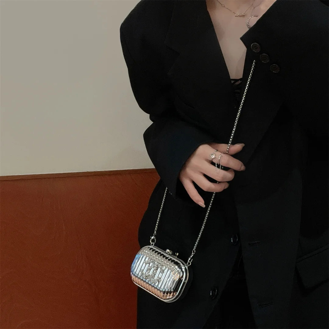 Chanel迷你行李箱小件商品斜挎包時尚配飾