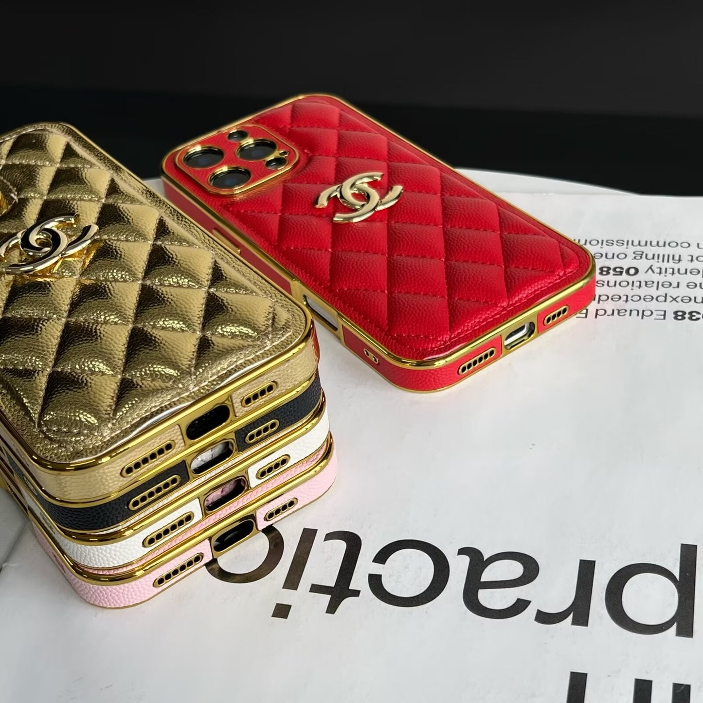 經典Chanel香奈兒羊皮鑽石皮革標誌性金屬標籤蘋果iPhone保護套