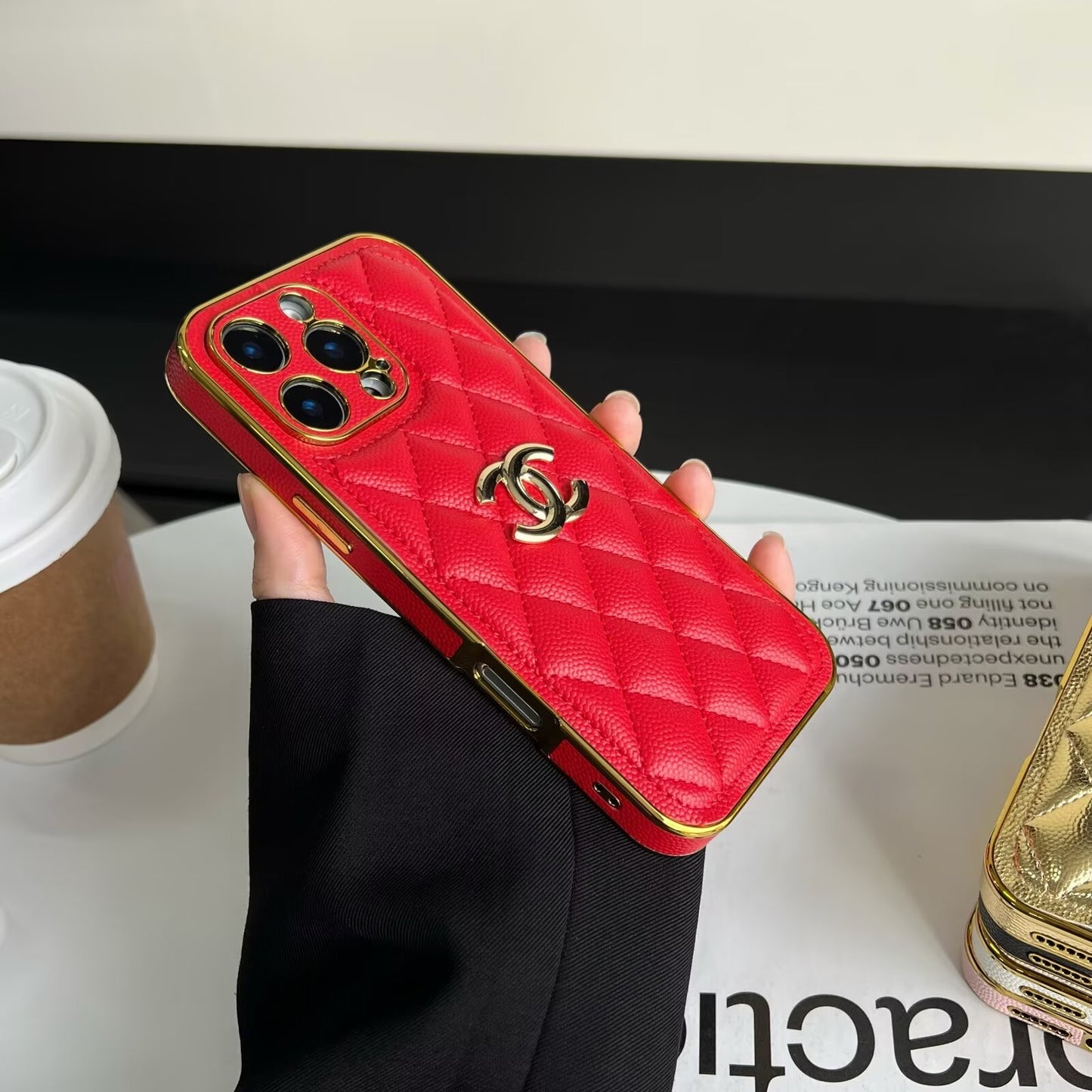 經典Chanel香奈兒羊皮鑽石皮革標誌性金屬標籤蘋果iPhone保護套