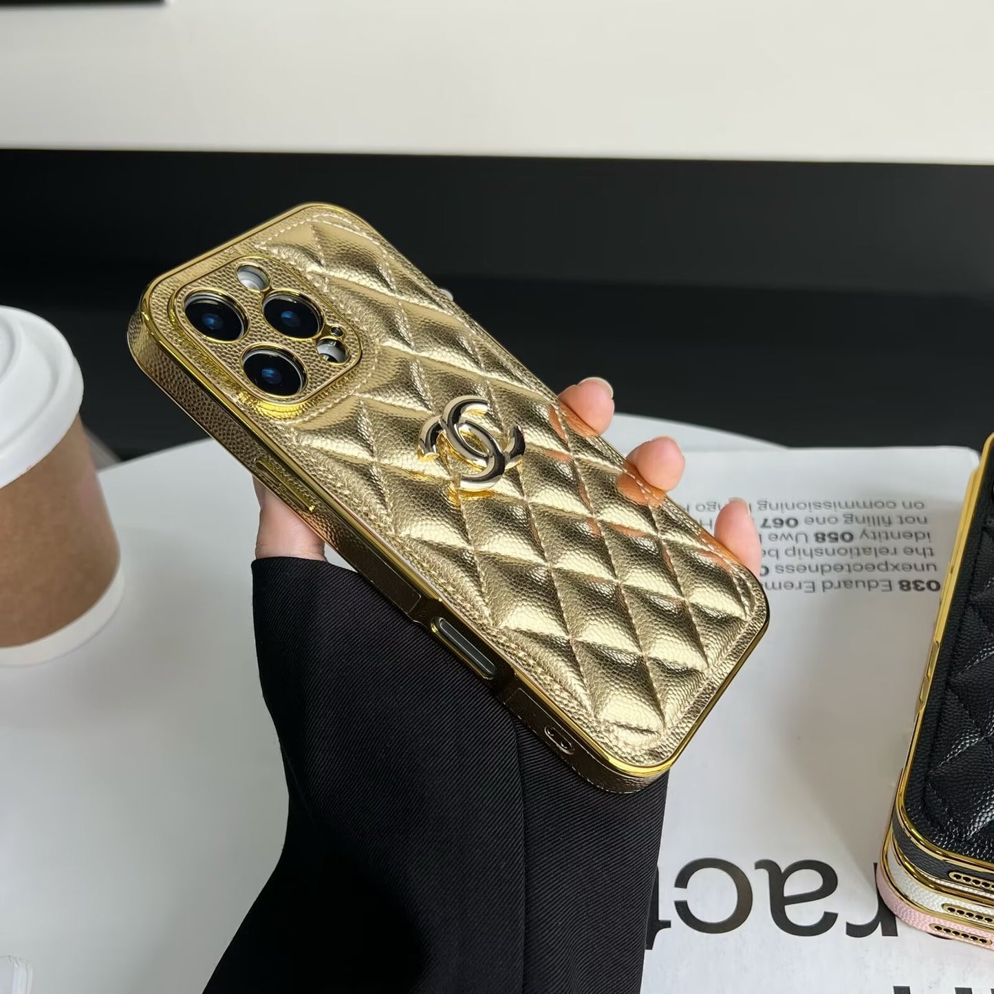 經典Chanel香奈兒羊皮鑽石皮革標誌性金屬標籤蘋果iPhone保護套