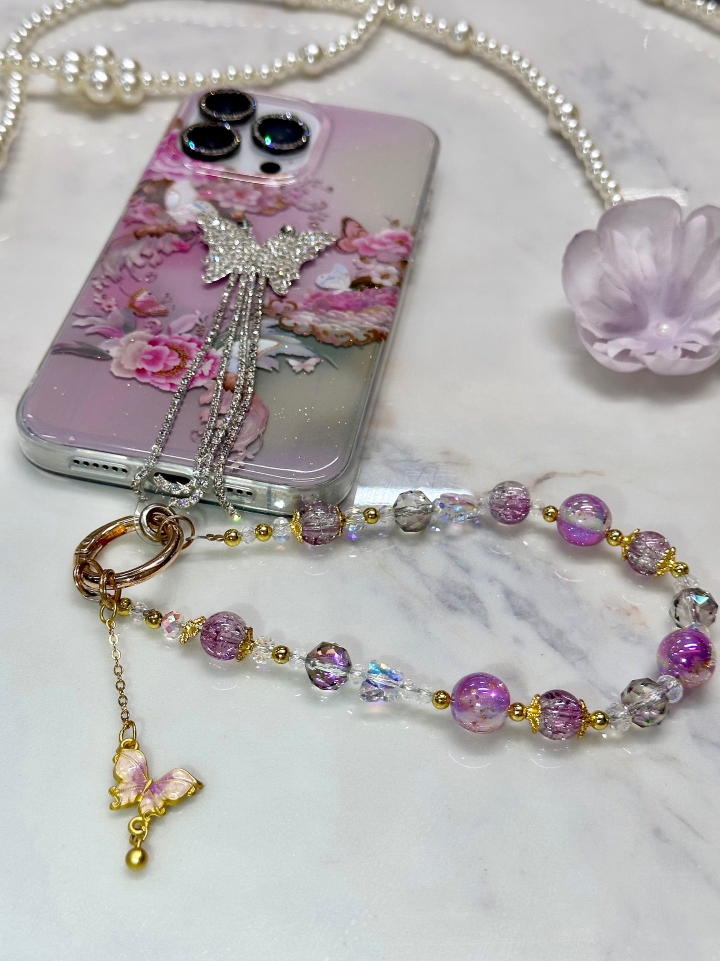 ✨✨诗家新款上架✨✨  东方美~蝴蝶闪钻流苏闪粉双面imd🌸🦋 大牌古典风~东方美😍😍 双层闪粉IMD+鎏金蝴蝶手链🩷💛💜