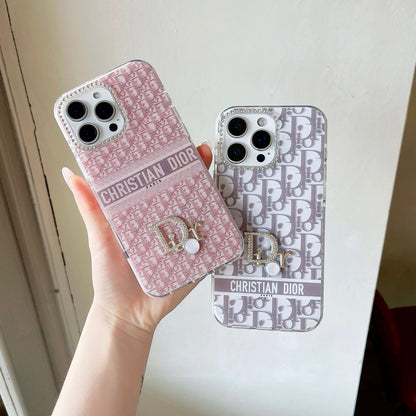 ✨✨ 詩家新品上架 ✨✨ 閃鑽鏡頭 ✨ Dior經典花紋系列果凍殼 🌸🌺 高透加厚果凍亞克力，帶防摔防震條 🔥🔥